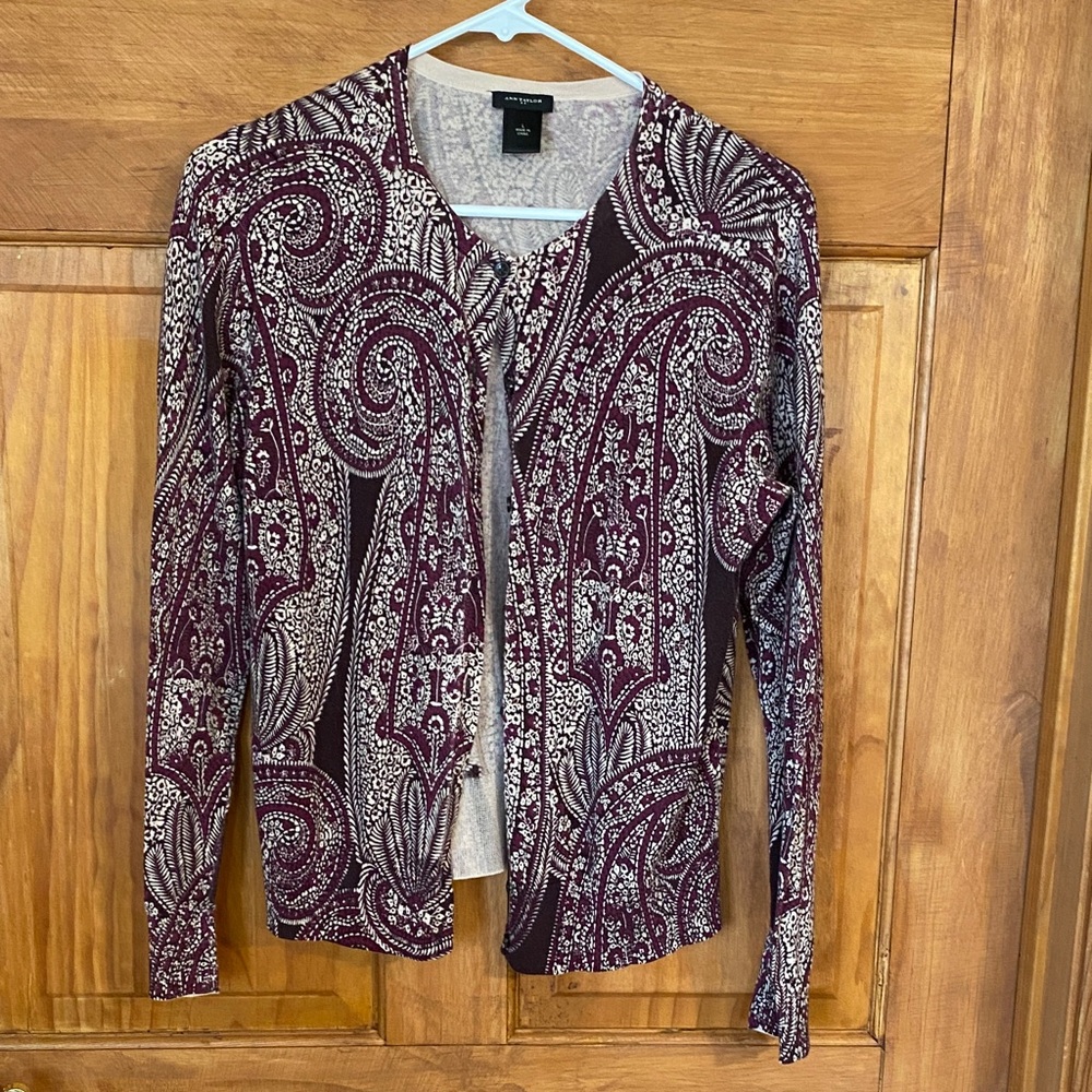 Ann Taylor Pink and Cream Knit Sweater